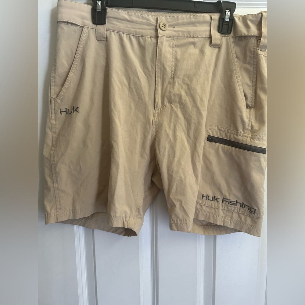 Huk fishing shorts